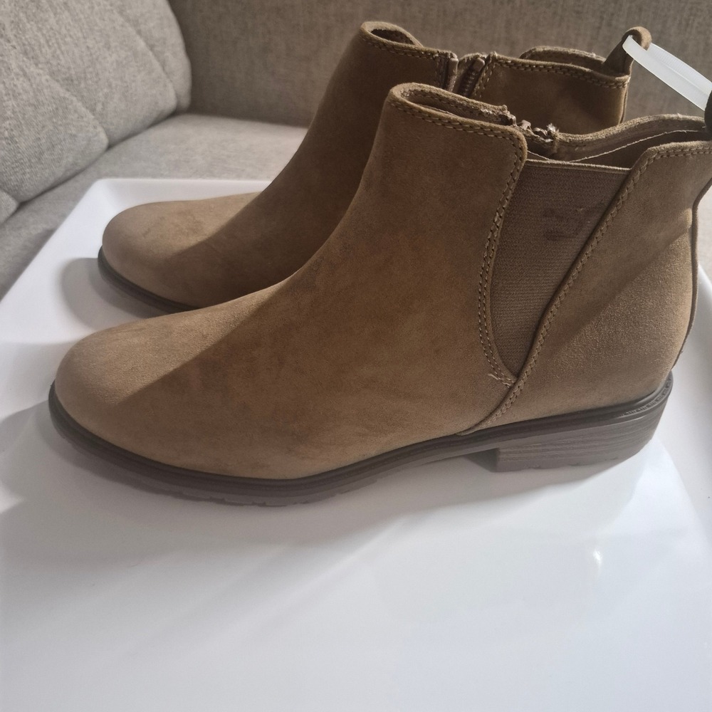 Womens Tan Faux Suede Ankle Boots Side Zip Low Heel  Booties Size 10M